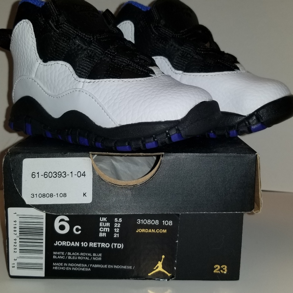Jordan 10 Retro Orlando edition sneakers size 6